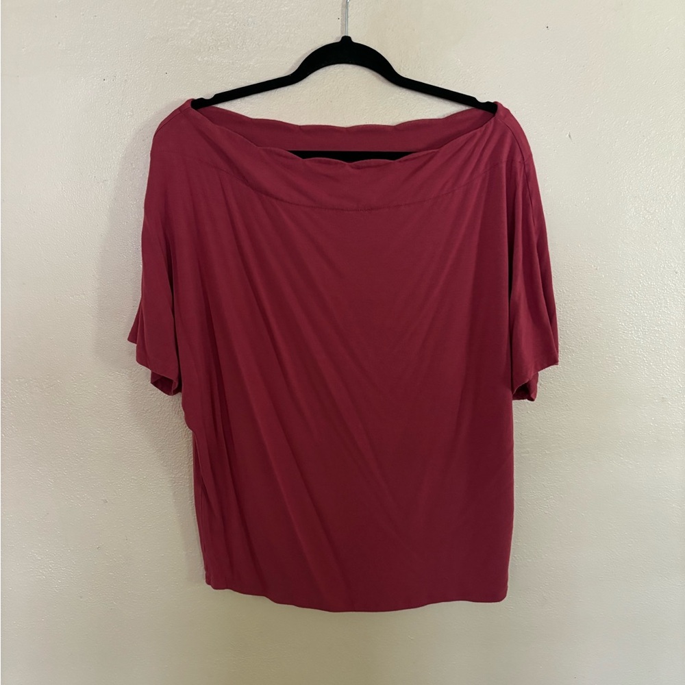 Maroon Daytrip top